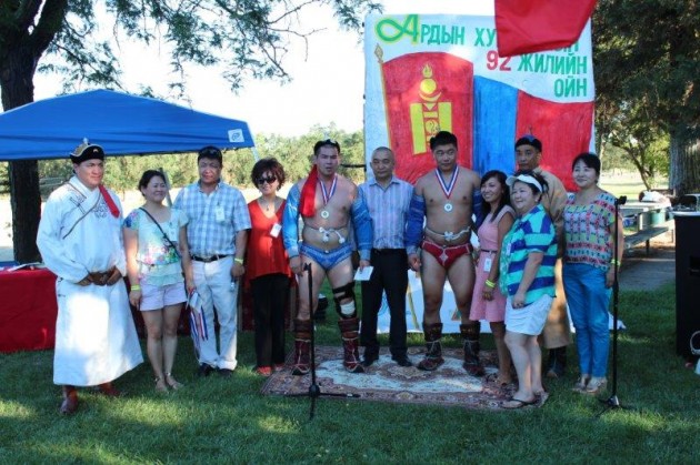 Сан Франциско, Сакраменто хотуудын Монголчууд наадамлав